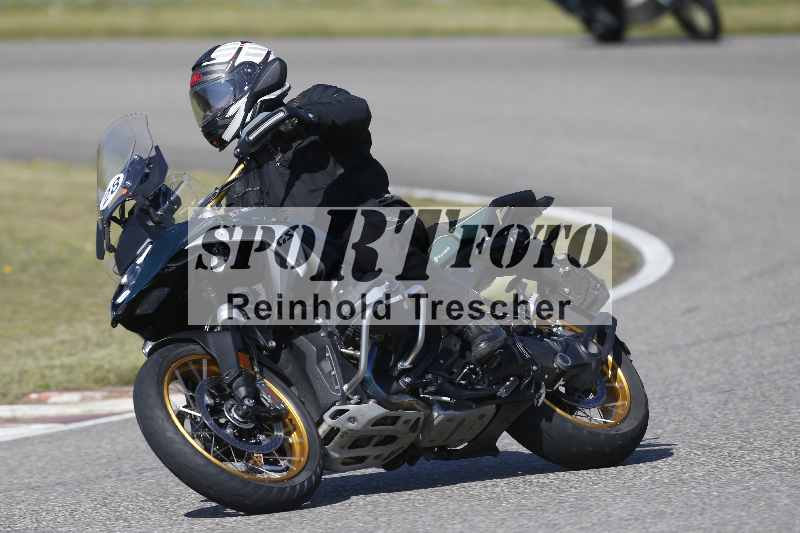 /01 02.04.2026 MAZ ADR/Gruppe rot/28